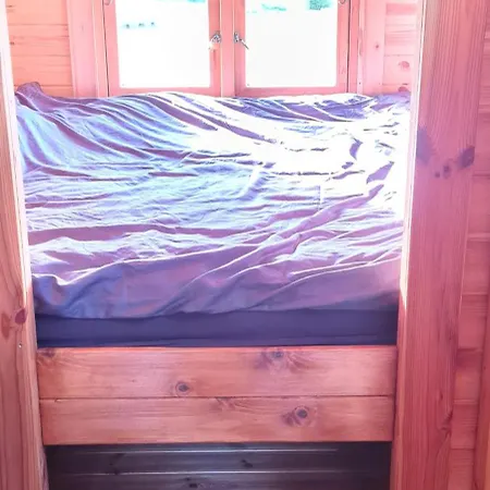 Glamping Im Beheizten Campingfass Auf Leo's Farm Alberthain