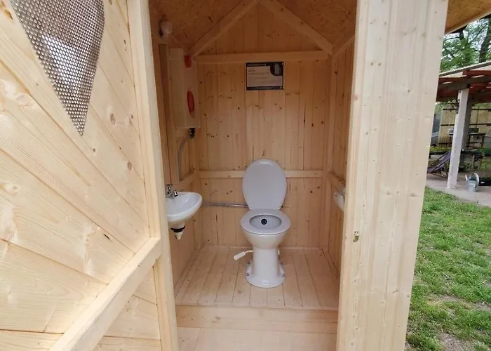 Glamping Im Beheizten Campingfass Auf Leo's Farm * Alberthain